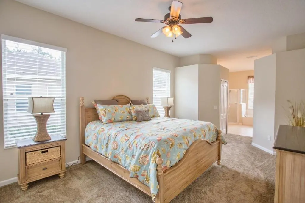 Brighton Villa #231015 Davenport