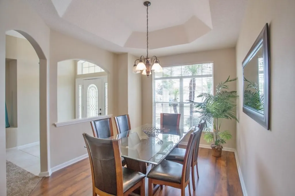 Brighton Villa #231015 Davenport