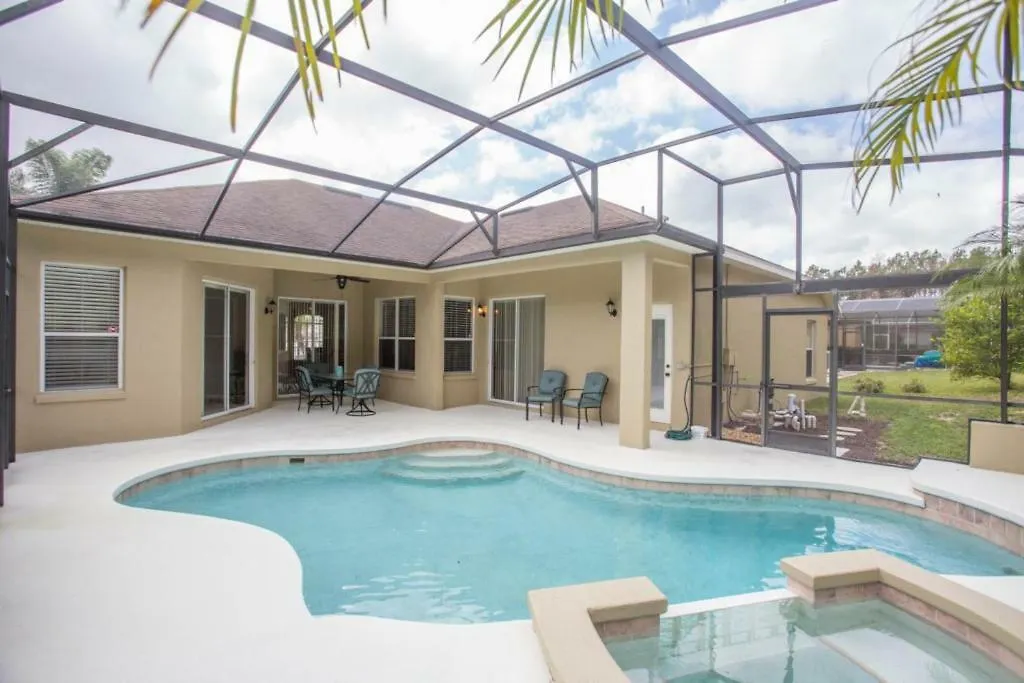 Brighton Villa #231015 Davenport