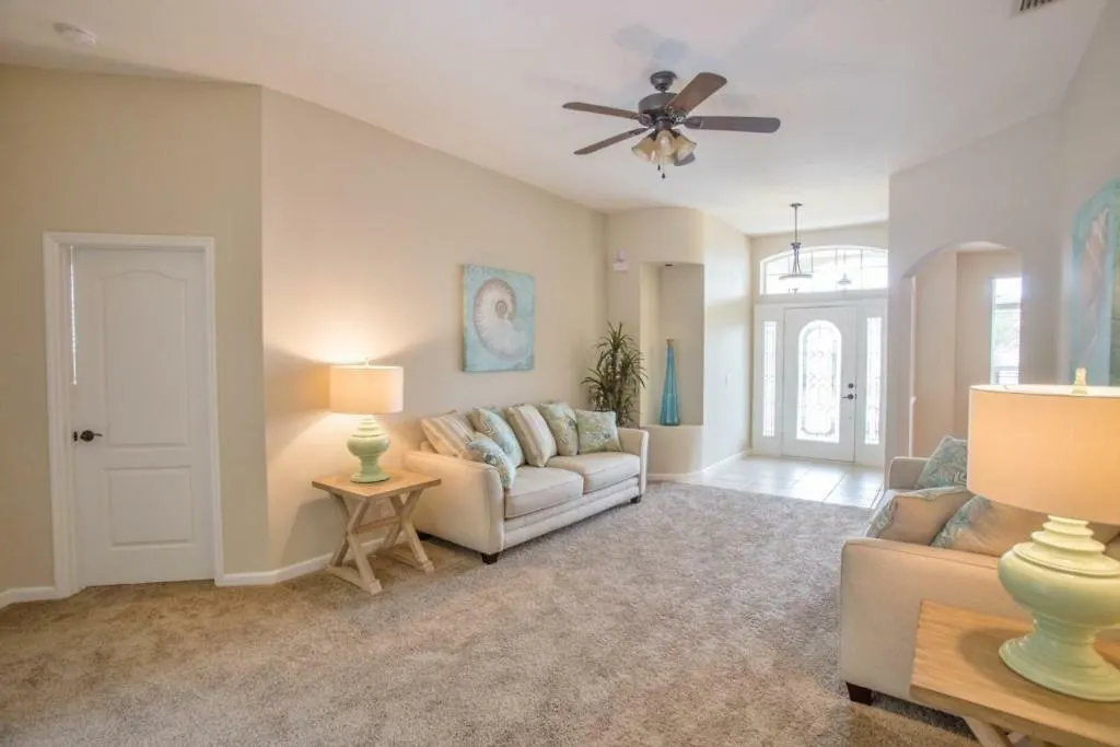 Brighton Villa #231015 Davenport